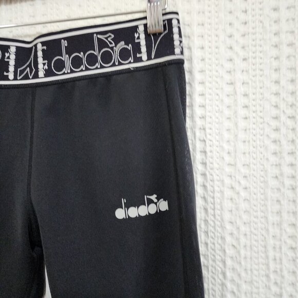 Vintage Diadora Women's Black Athletic Leggings Running Tech Tights Size Small - Picture 5 of 14